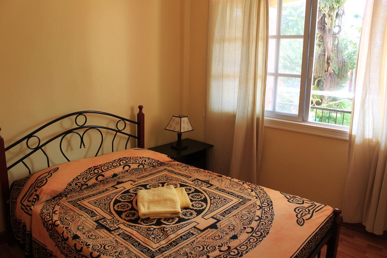 Casa Gialla Libaong Bagian luar foto