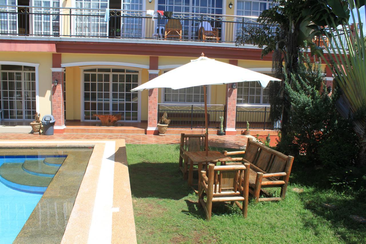 Casa Gialla Libaong Bagian luar foto