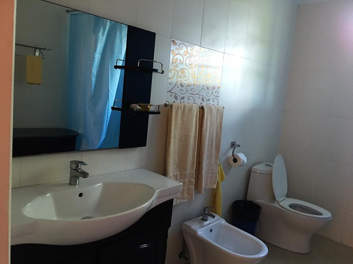 Casa Gialla Libaong Bagian luar foto